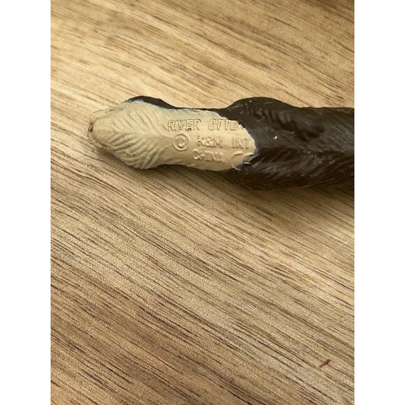 K&M International River Wildlife Animal Figures Lot Heron Bear Otter Turtle Fish - Picture 16 of 16